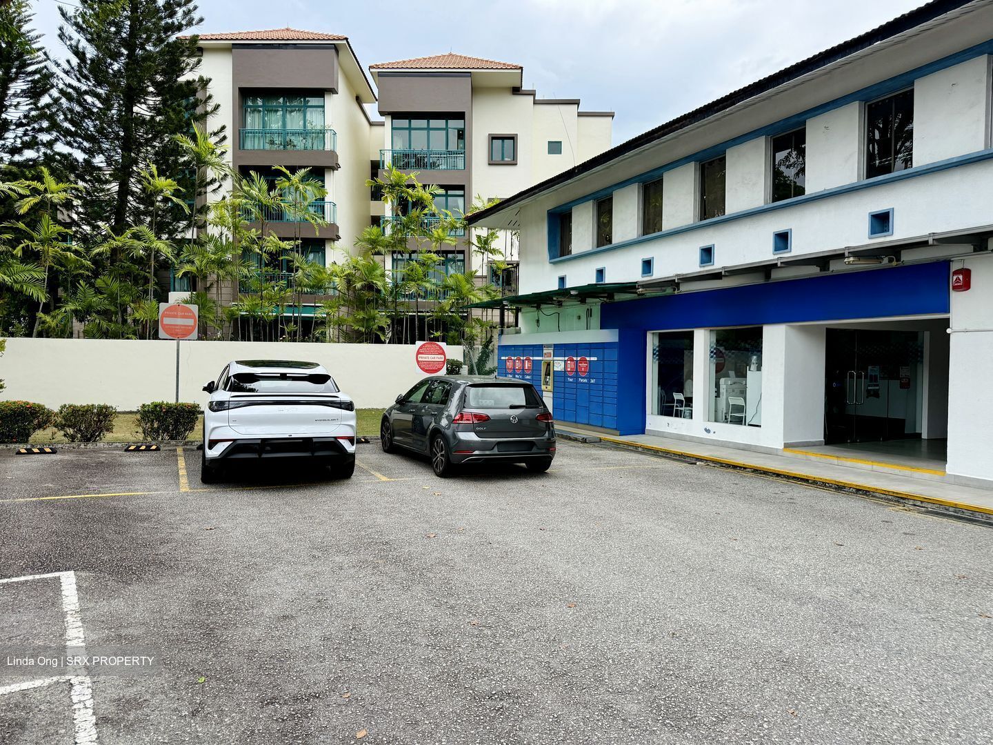 Simpang Bedok Post Office (D16), Retail #547319591